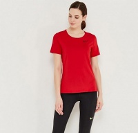 футболка женская nike pro top ss all over mesh 889540-687 красная